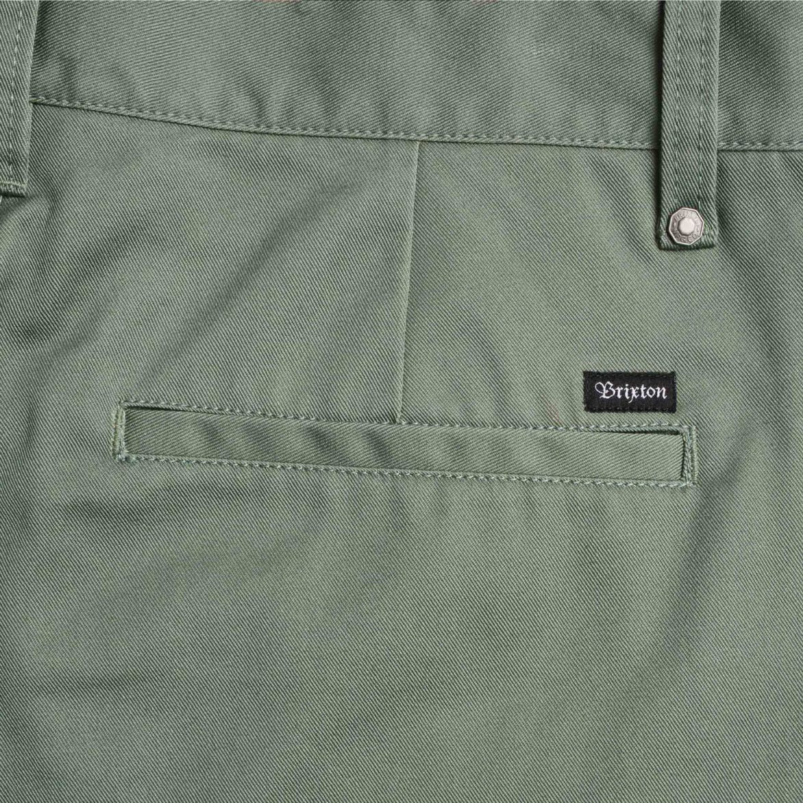 BRIXTON LABOR CHINO PANT WASHED CHIVE