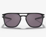 Oakley Latch Beta