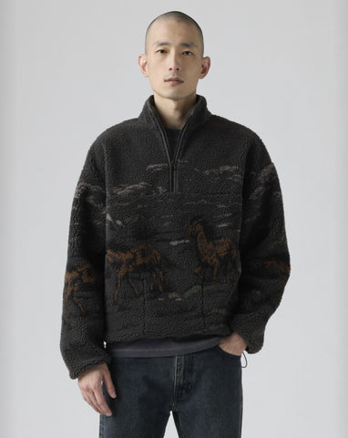 Levi’s Idyllwild Sherpa Popover Running Horses